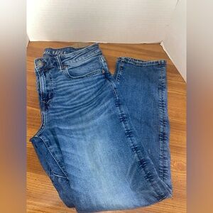 American Eagle Airflex+ Move-Free Athletic Fit Men's Size 32/30 Denim Blue Jeans